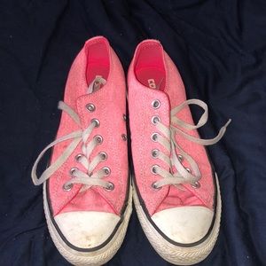 Hot pink converse